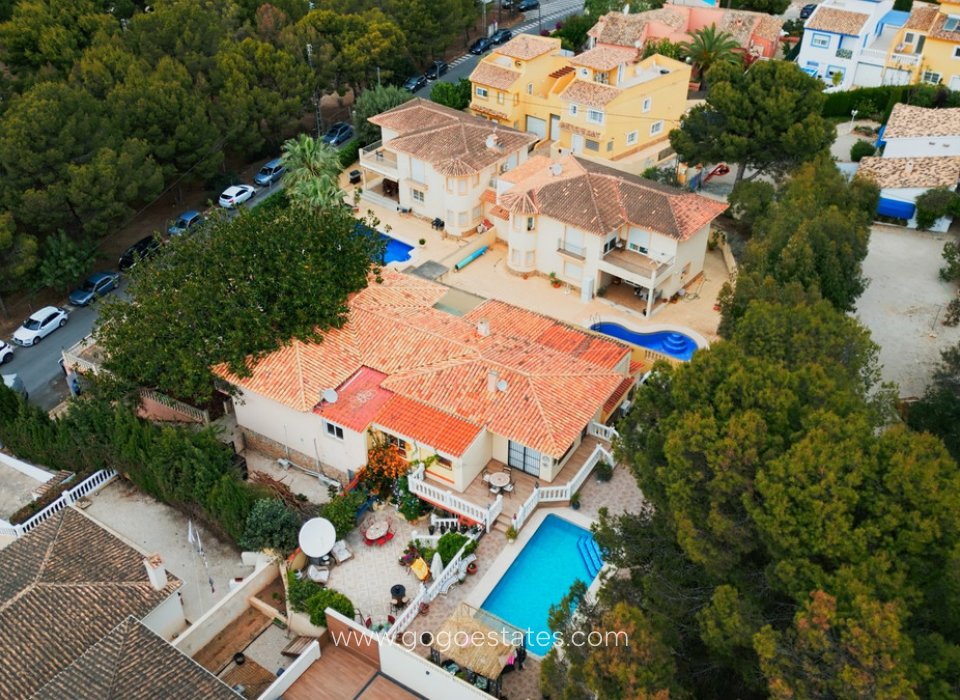 Resale - House - Detached Villa - l'Alfas del Pi - Albir