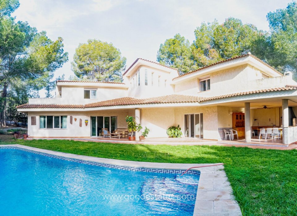 Resale - House - Detached Villa - l'Alfas del Pi - L'Alfás del Pi Centro