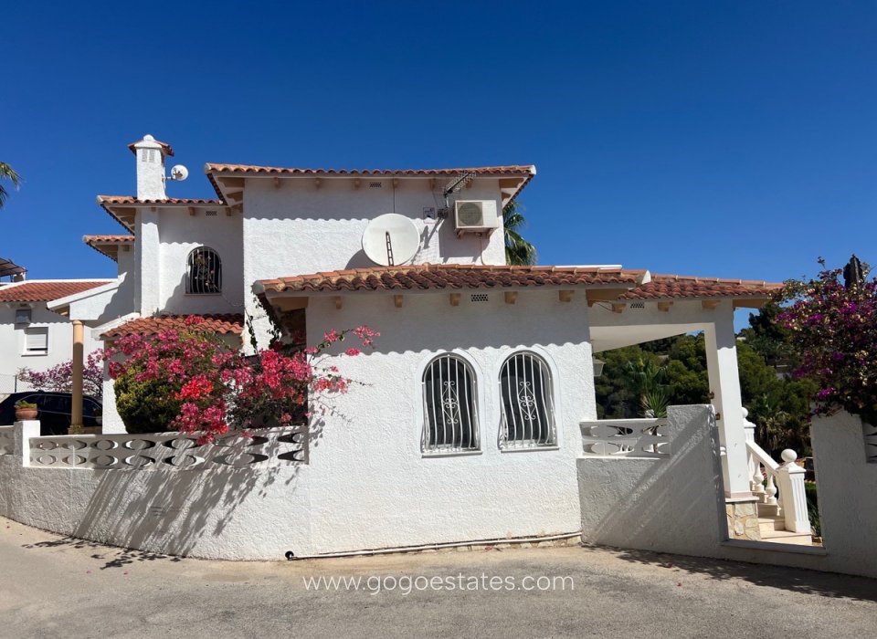 Resale - House - Detached Villa - l'Alfas del Pi - L'Alfás del Pi Centro