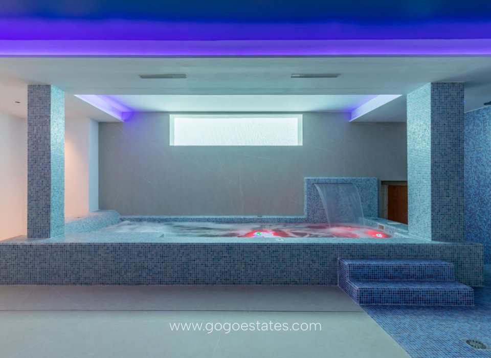 Resale - House - Detached Villa - La Nucía - La Nucia Centro