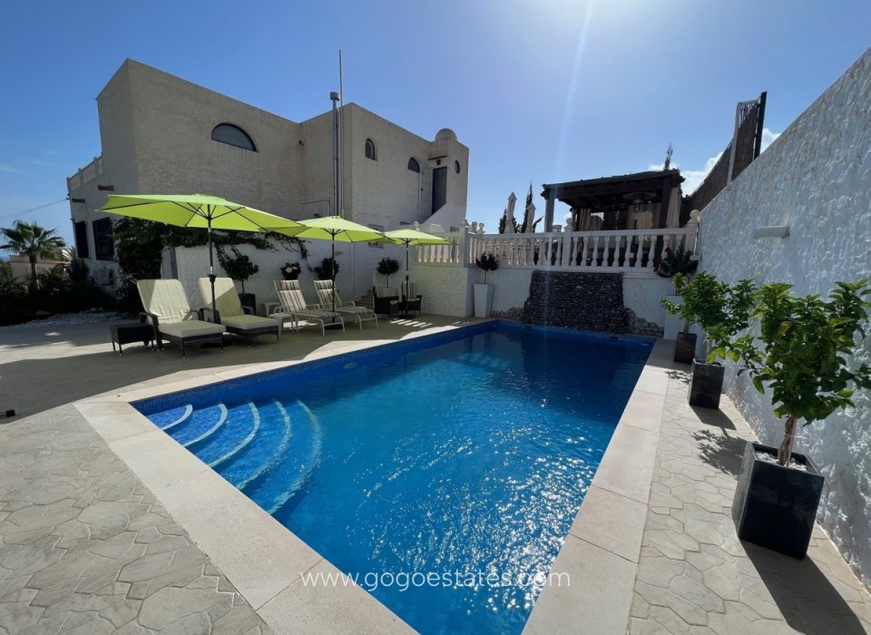 Resale - House - Detached Villa - Mojacar