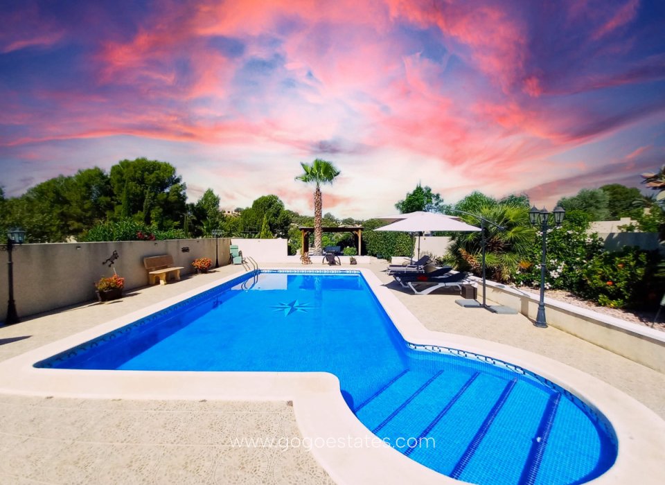 Resale - House - Detached Villa - Murcia - Abanilla Centro