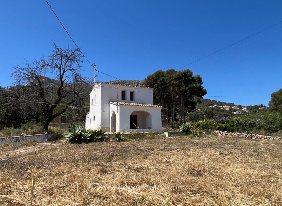 Resale - House - Detached Villa - Novelda - Estación
