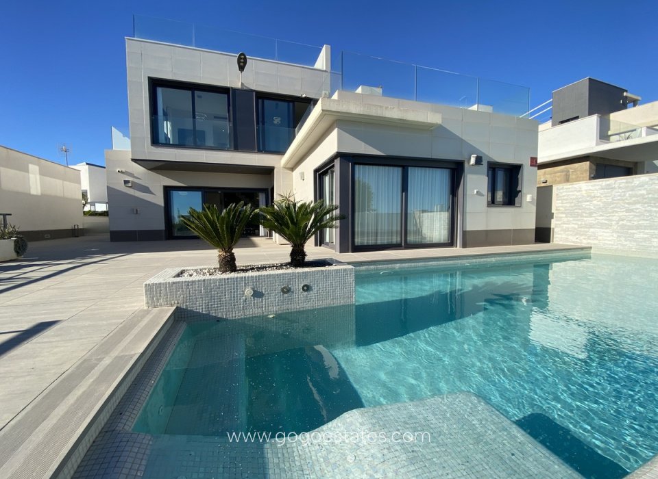 Resale - House - Detached Villa - Orihuela - Dehesa de Campoamor