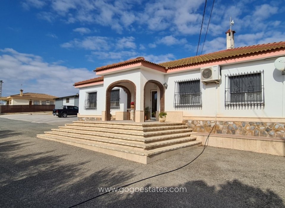 Resale - House - Detached Villa - Orihuela - La Matanza