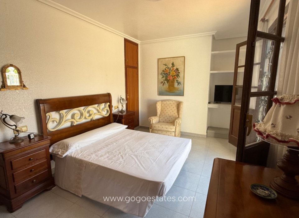 Resale - House - Detached Villa - Orihuela - Orihuela Centro