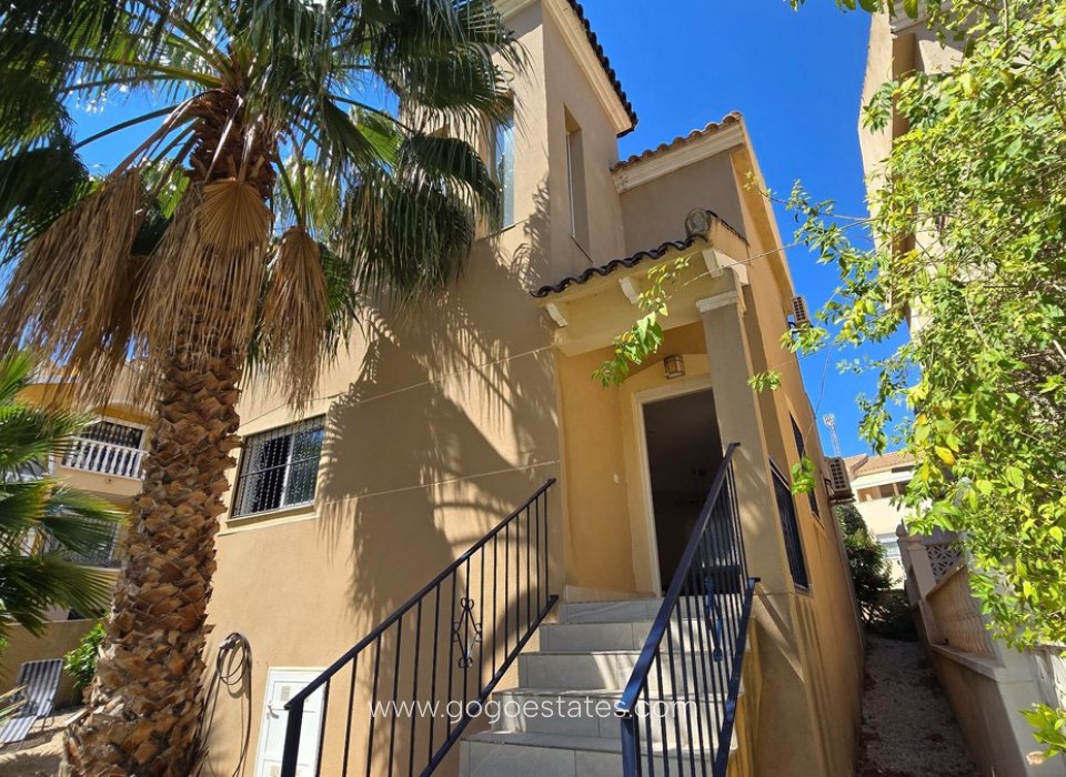 Resale - House - Detached Villa - Orihuela - Orihuela Centro