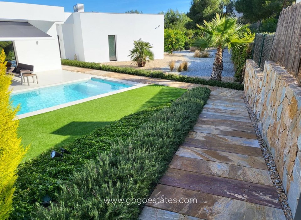 Resale - House - Detached Villa - Orihuela - Orihuela Costa