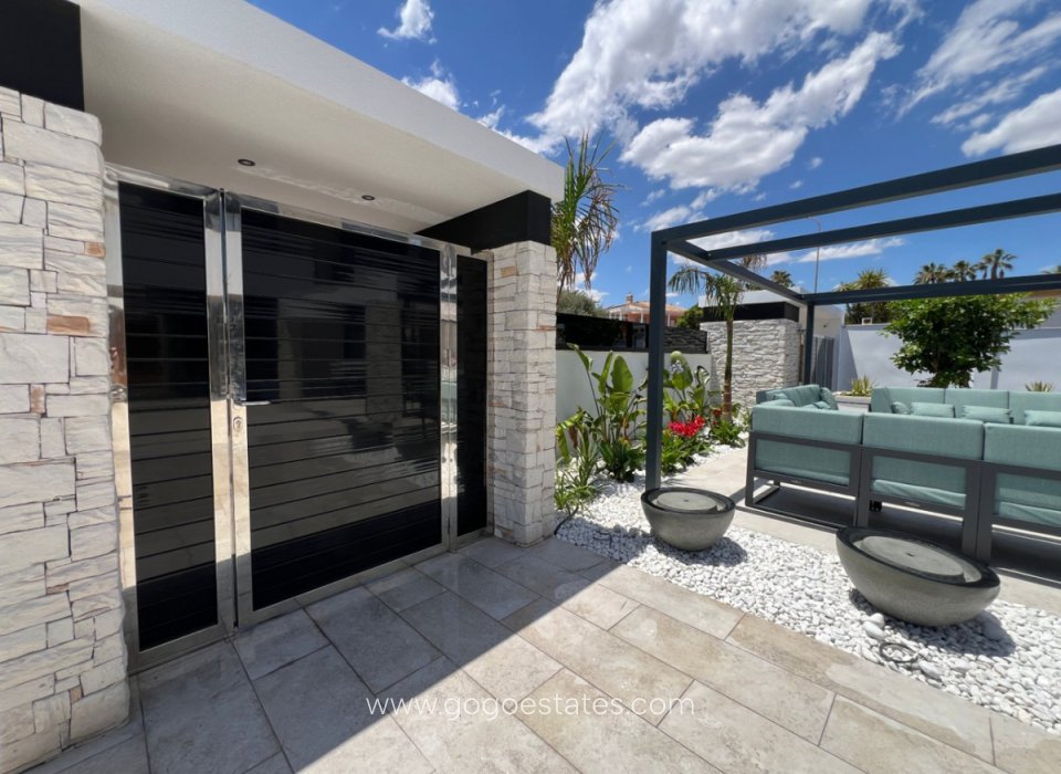 Resale - House - Detached Villa - Orihuela - Orihuela Costa