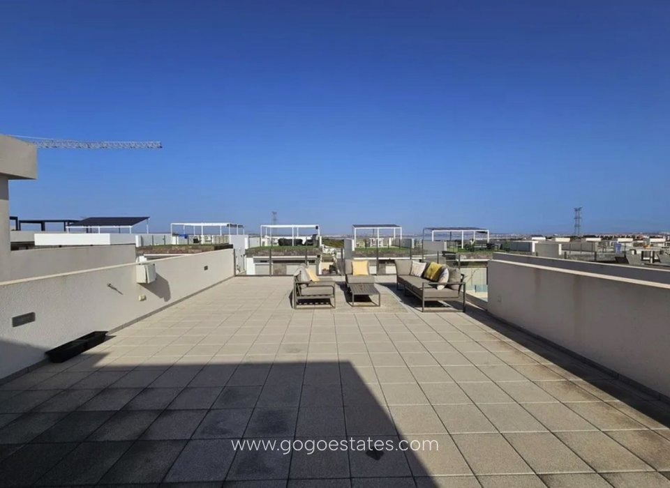 Resale - House - Detached Villa - Orihuela - Villamartin