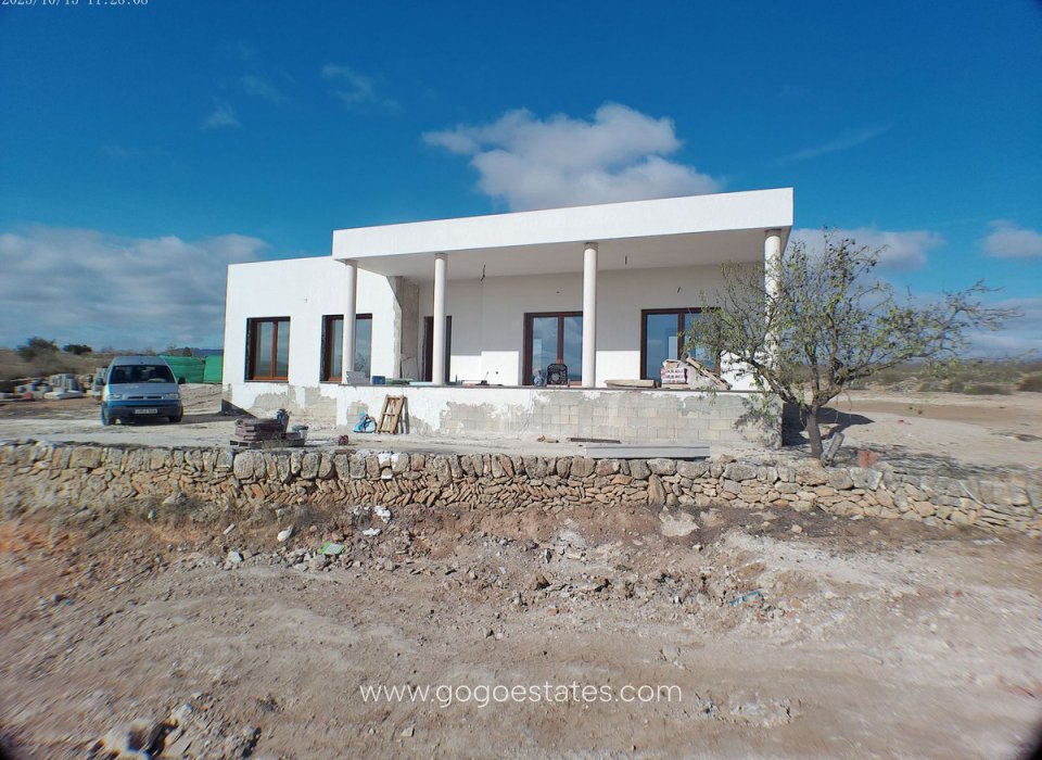 Resale - House - Detached Villa - Pinoso - Pinoso Centro