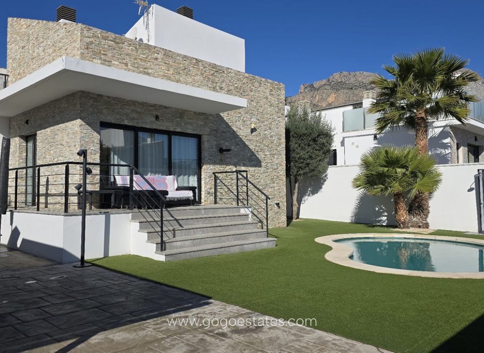 Resale - House - Detached Villa - Polop - Polop Centro
