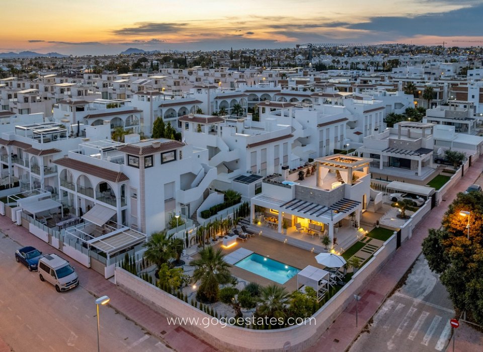 Resale - House - Detached Villa - Rojales - Ciudad Quesada