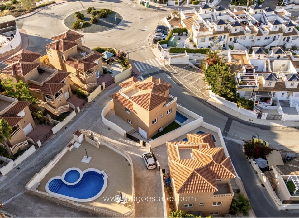 Resale - House - Detached Villa - Rojales - Rojales Centro