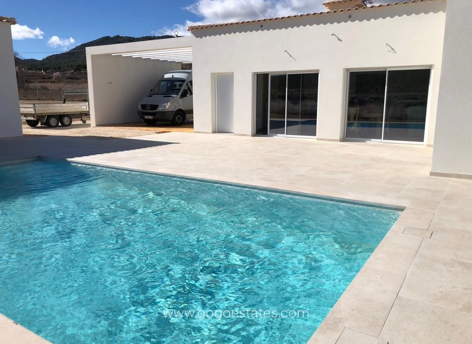 Resale - House - Detached Villa - Salinas - Salinas Centro