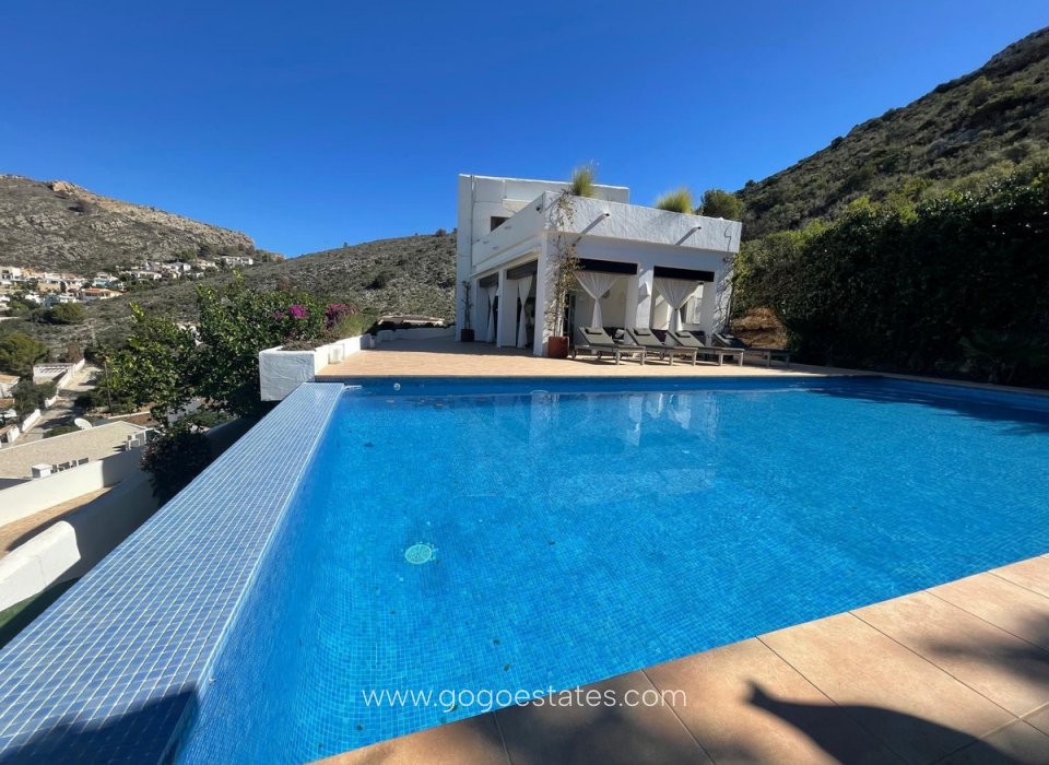 Resale - House - Detached Villa - Teulada - El Portet