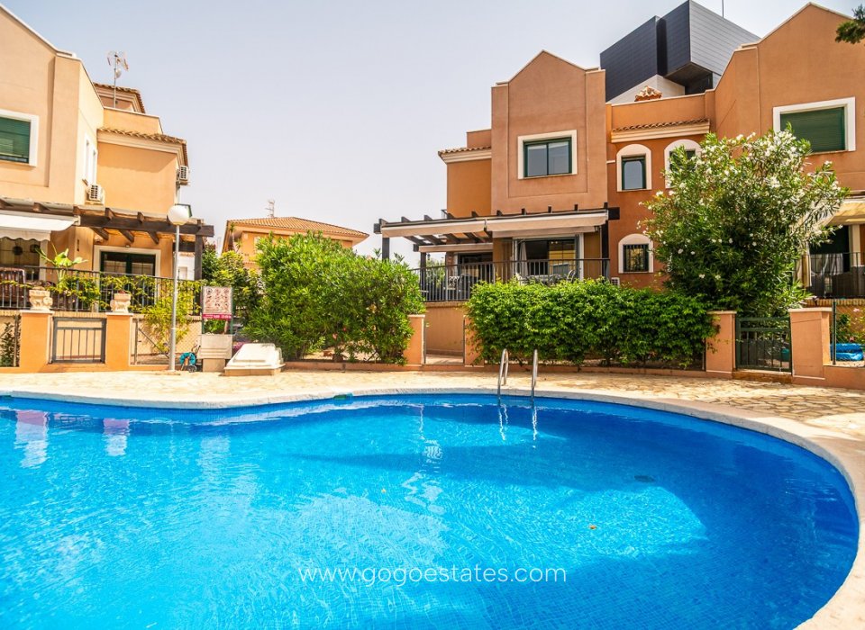 Resale - House - Detached Villa - Torrevieja - Torrevieja Centro
