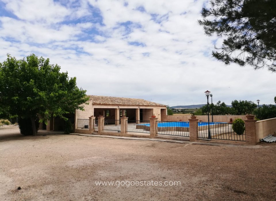Resale - House - Detached Villa - Yecla - Yecla Centro