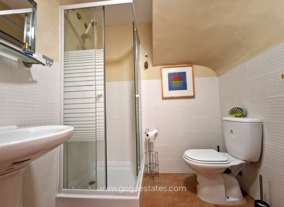 Resale - House - Semi-Detached House - Relleu - Relleu Centro