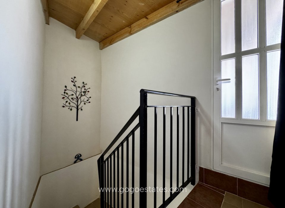 Resale - House - Townhouse - Benizalón