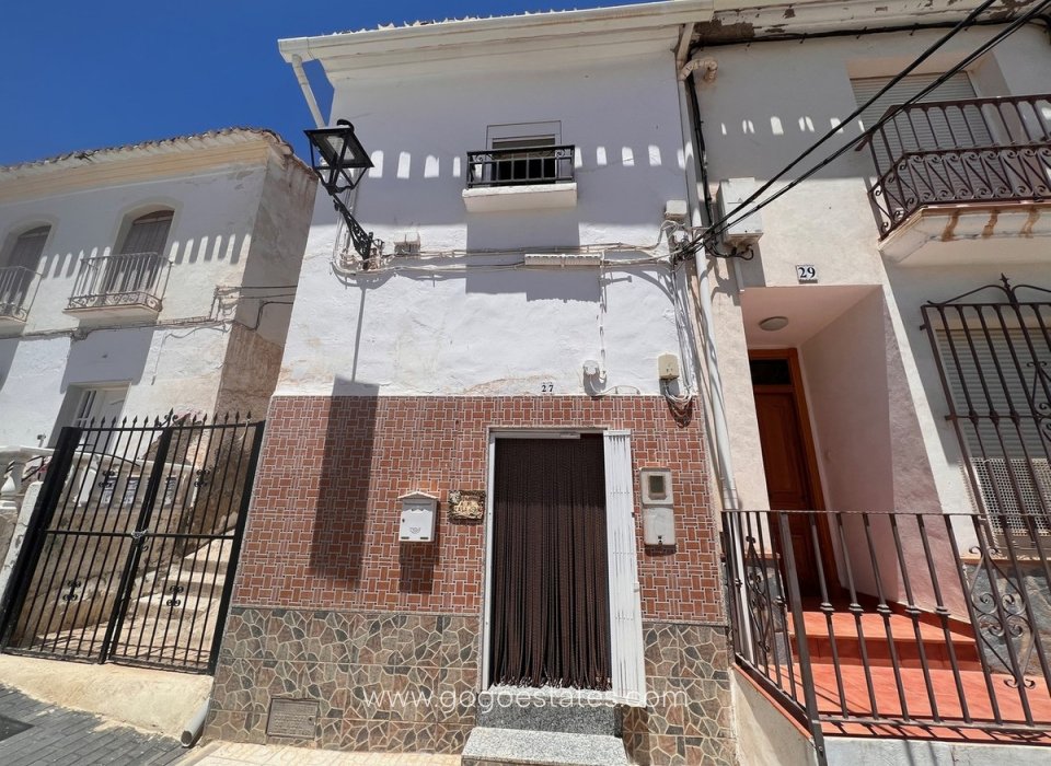 Resale - House - Townhouse - Los Yesos