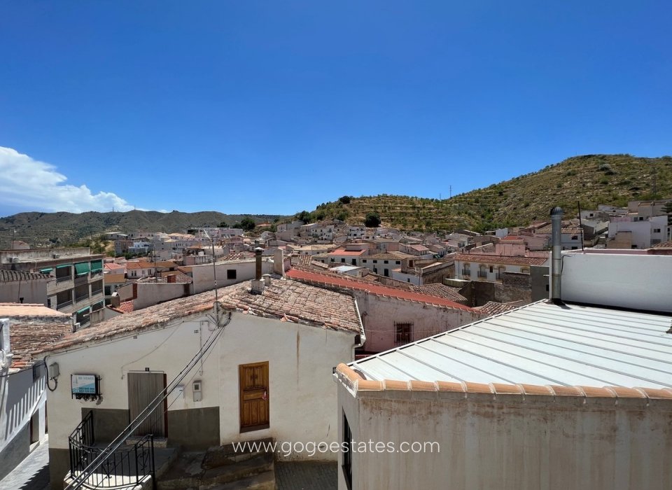 Resale - House - Townhouse - Los Yesos