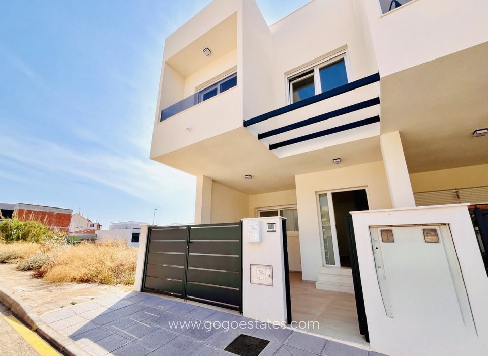 Resale - House - Townhouse - Pilar De La Horadada - Pilar de la Horadada Centro