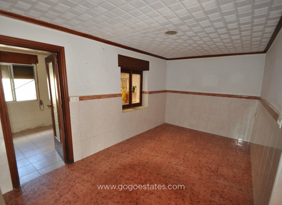 Resale - House - Townhouse - Salinas - Salinas Centro