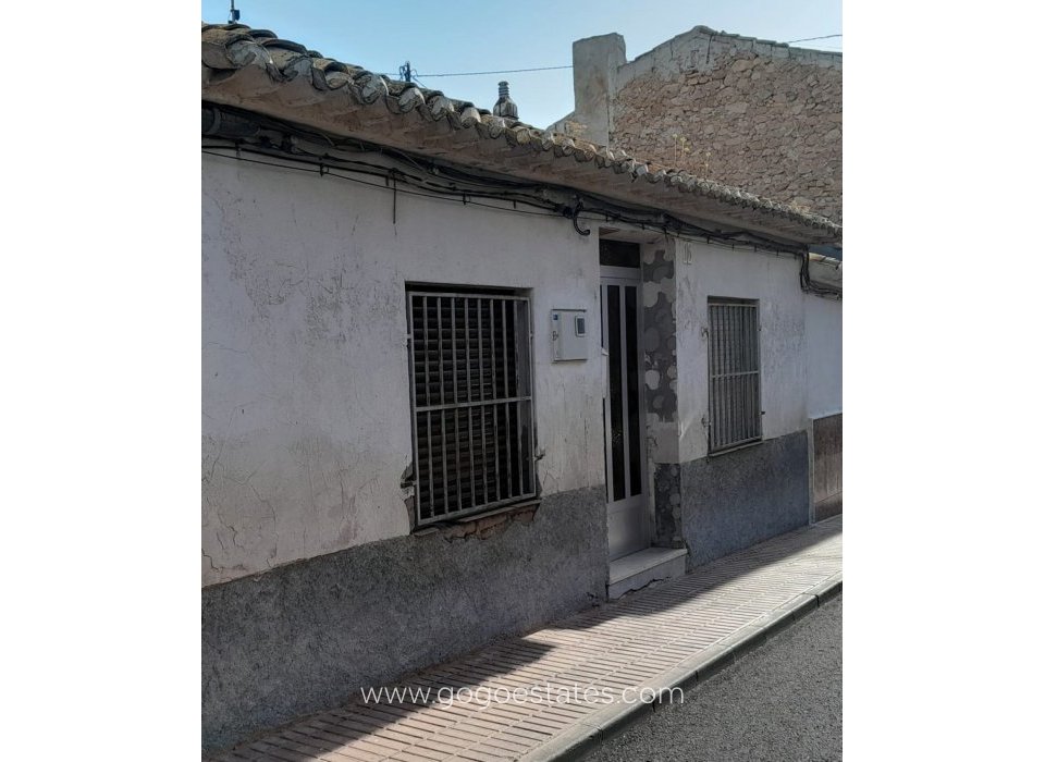 Resale - House - Townhouse - Salinas - Salinas Centro