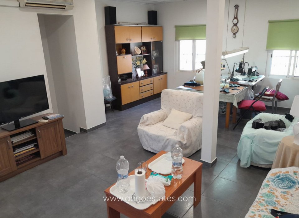 Resale - House - Townhouse - Salinas - Salinas Centro