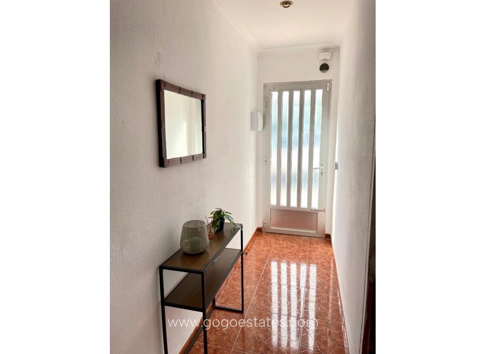 Resale - House - Townhouse - Salinas - Salinas Centro