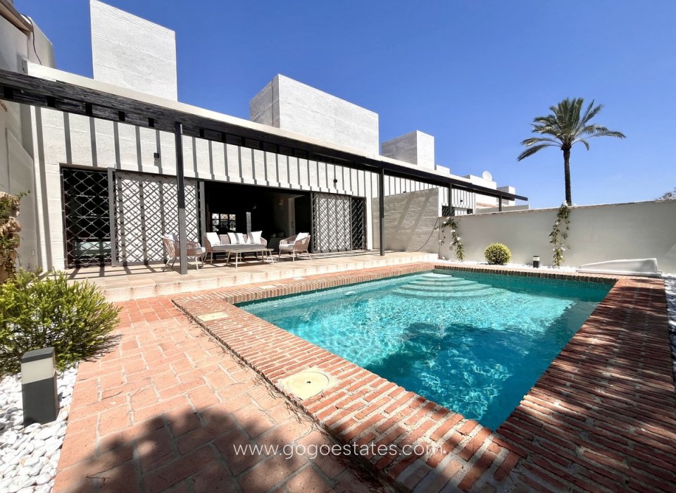 Resale - House - Townhouse - San Javier - San Javier Centro