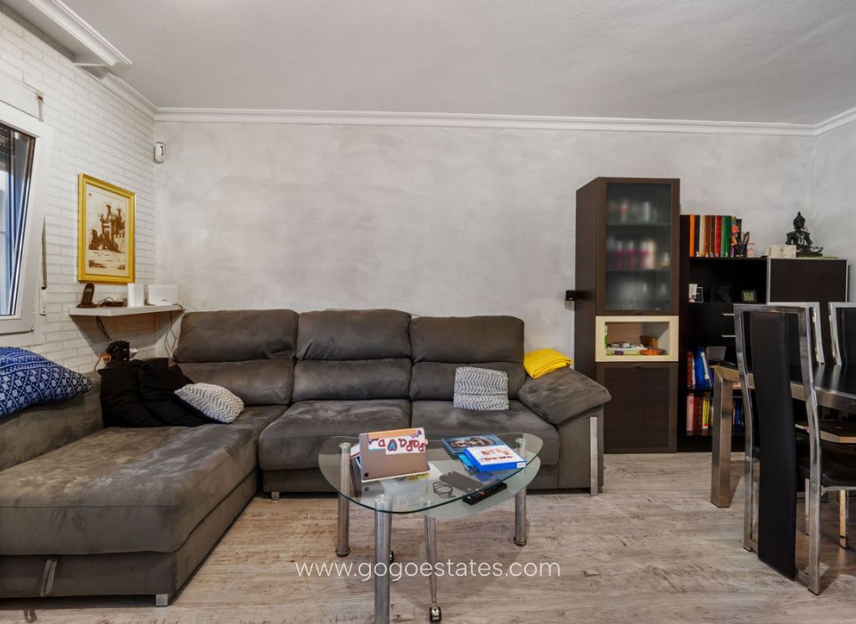 Resale - House - Townhouse - Torrevieja - Torrevieja Centro