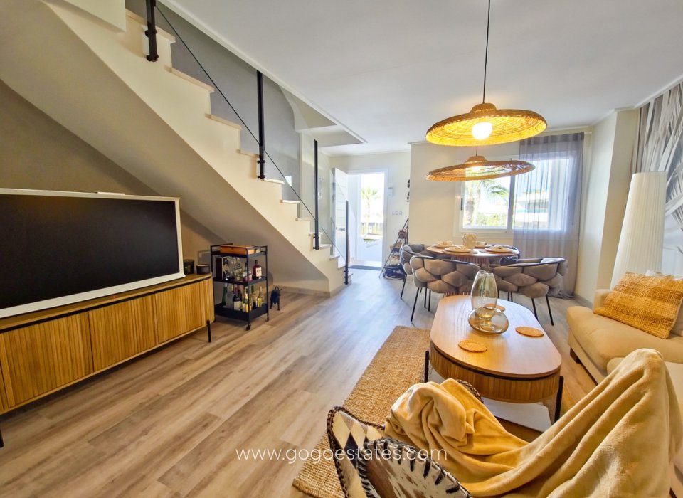 Resale - House - Townhouse - Torrevieja - Torrevieja Centro