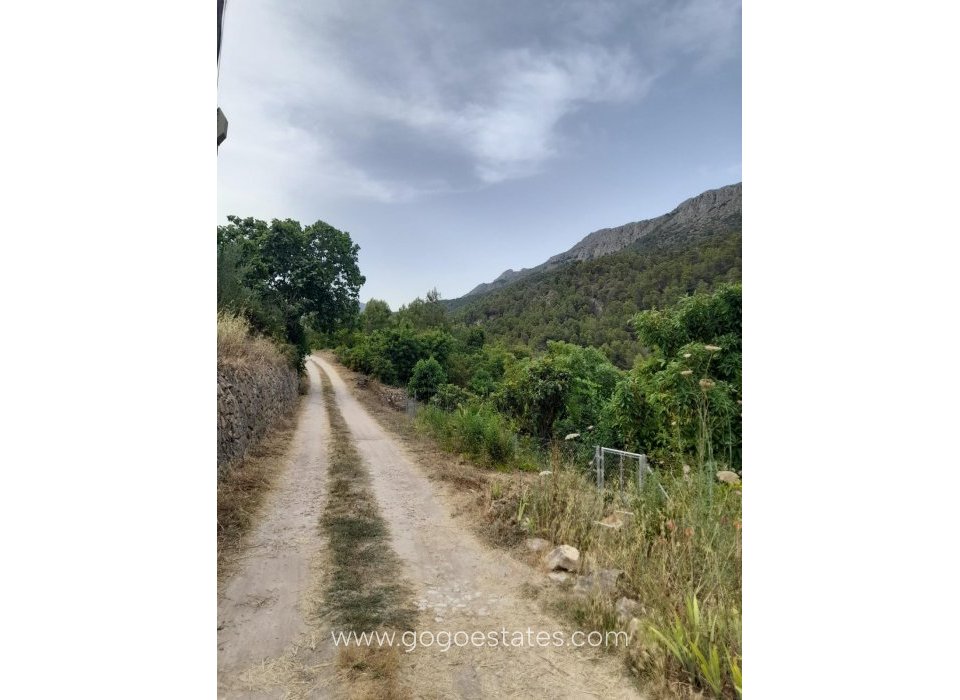 Resale - Plot - Land - Guadalest - Guadalest Centro