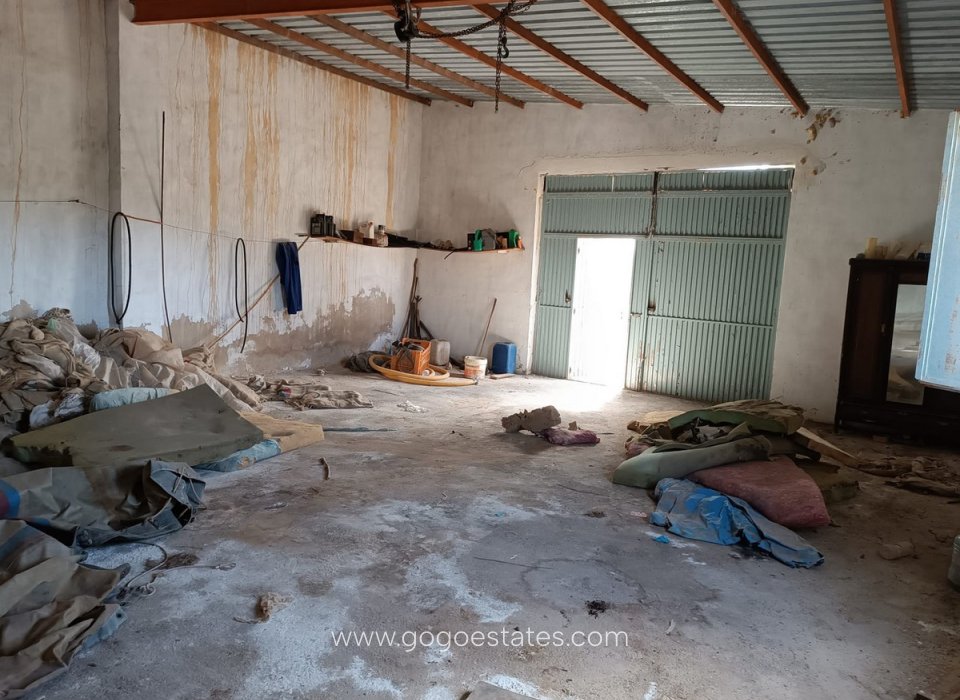 Resale - Plot - Land with Ruin - Yecla - Yecla Centro