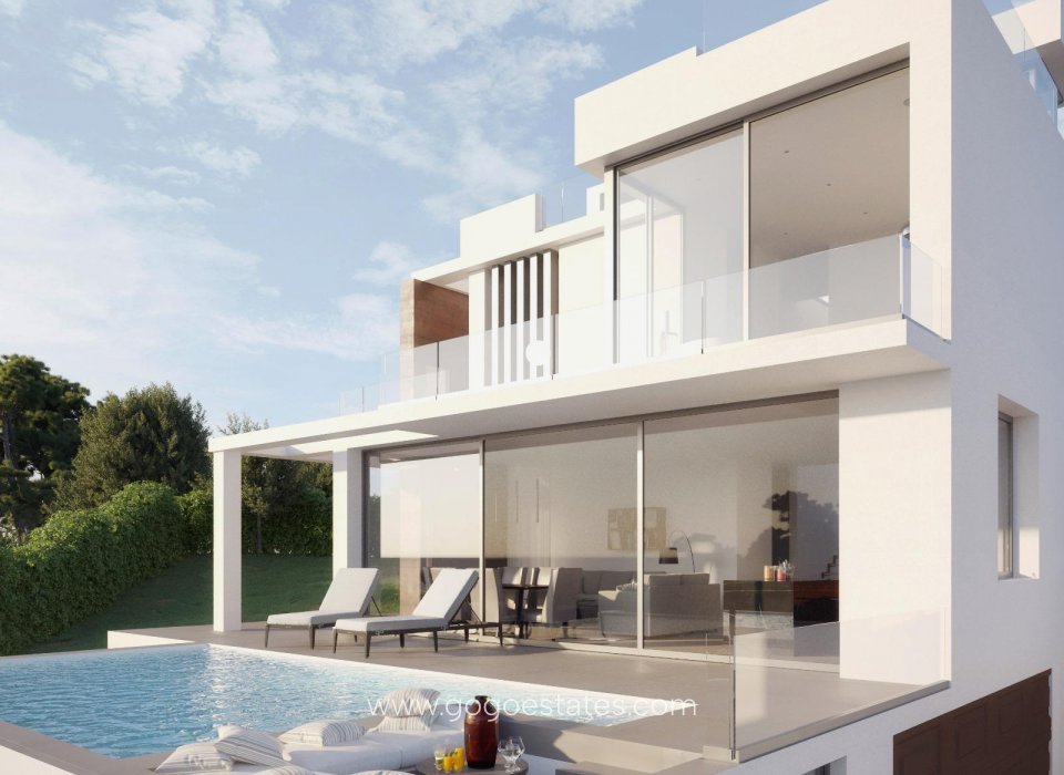 Resale - Villa de Lujo - Estepona