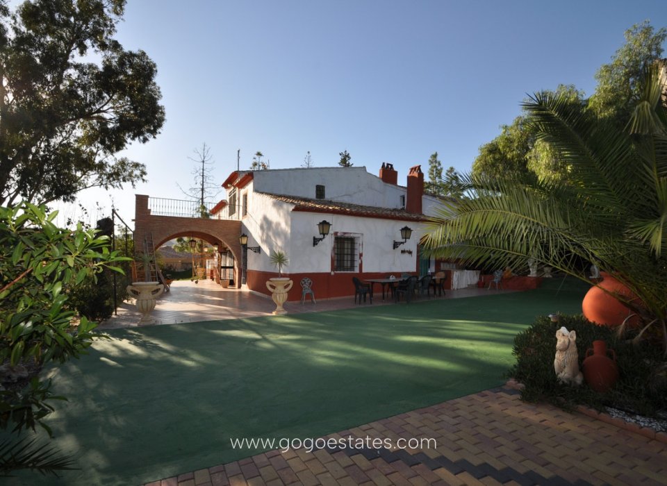 Resale - Villa - Fortuna - El Reloj