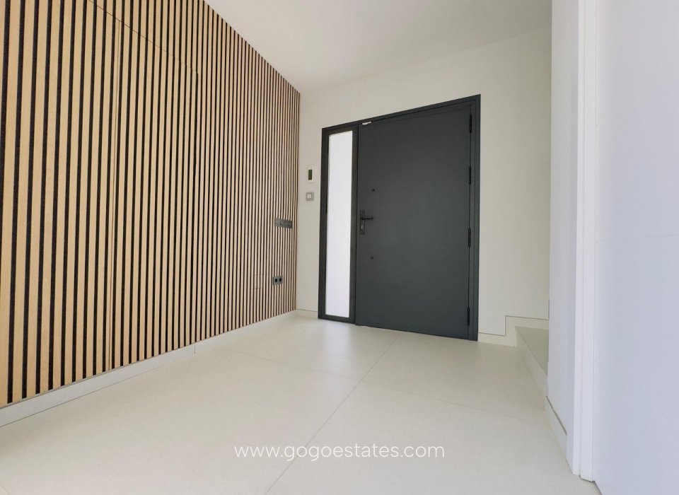 Resale - Villa - Málaga - Huerta del Prado-La Montua