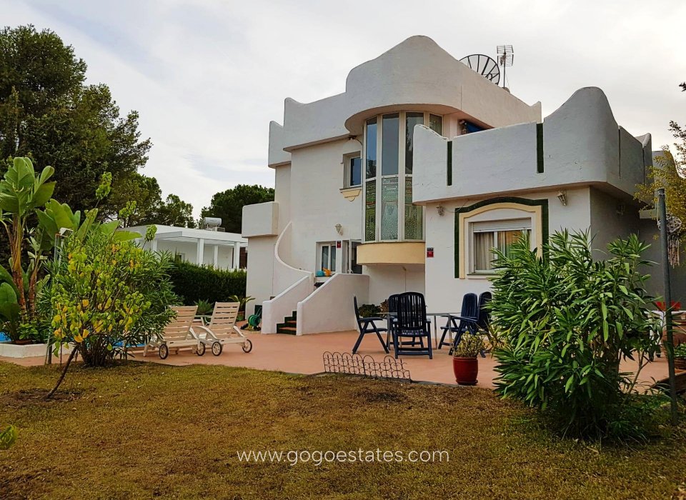 Resale - Villa - Málaga - La Reserva de Marbella