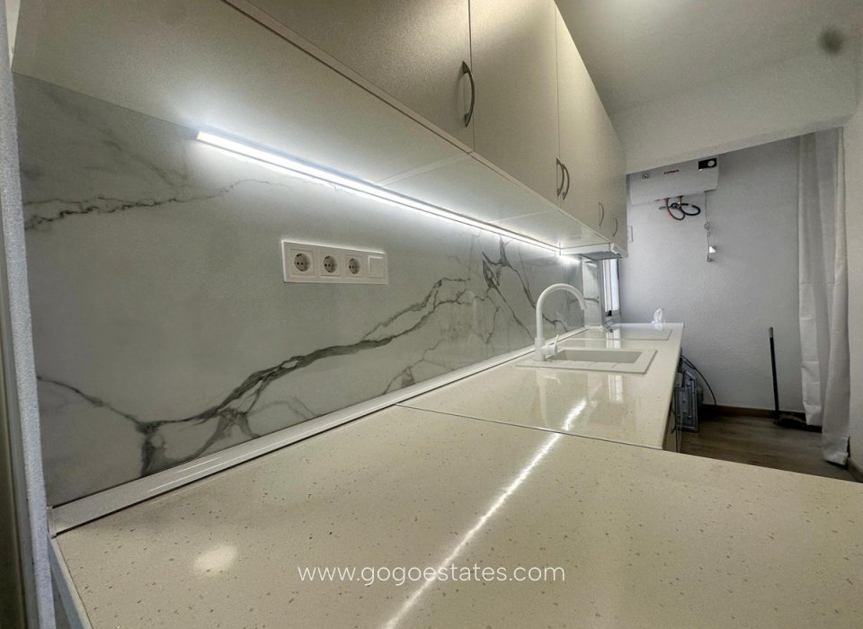 Revente - Appartement - Appartement au rez-de-chaussée - Alicante - Alicante Centro