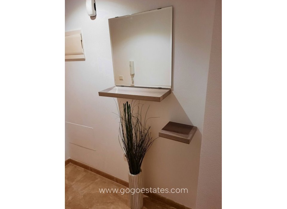 Revente - Appartement - Appartement au rez-de-chaussée - Almoradi - Almoradi Centro