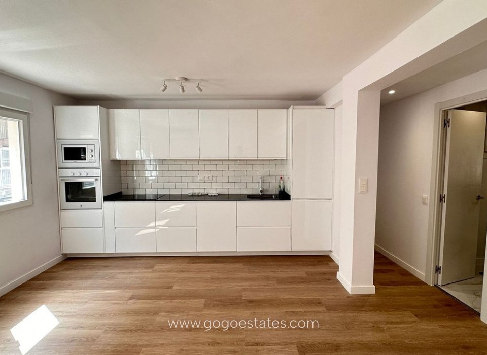 Revente - Appartement - Appartement au rez-de-chaussée - Benidorm - Benidorm Centro