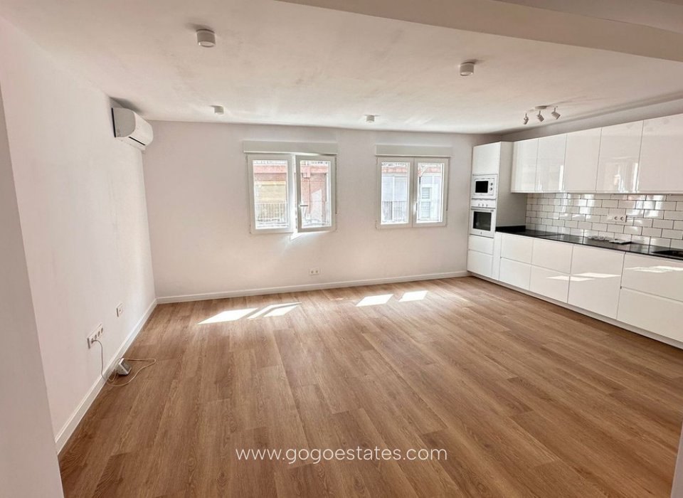 Revente - Appartement - Appartement au rez-de-chaussée - Benidorm - Benidorm Centro