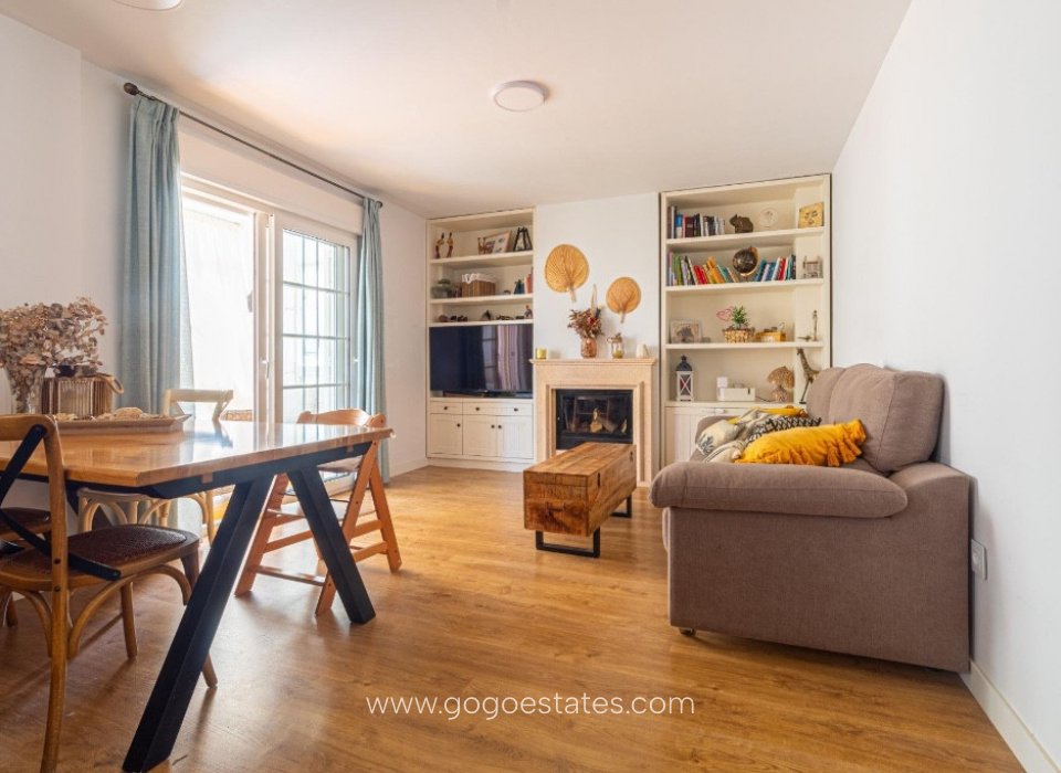 Revente - Appartement - Appartement au rez-de-chaussée - Torrevieja - La veleta