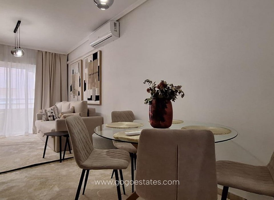 Revente - Appartement - Appartement au rez-de-chaussée - Torrevieja - Torrevieja Centro