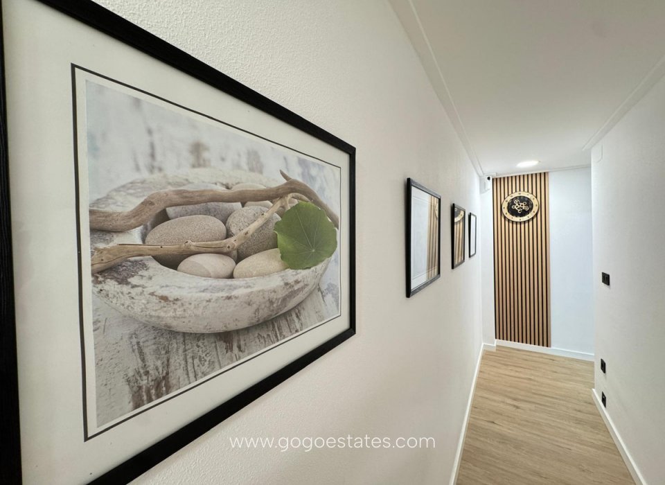 Revente - Appartement - Appartement au rez-de-chaussée - Torrevieja - Torrevieja Centro