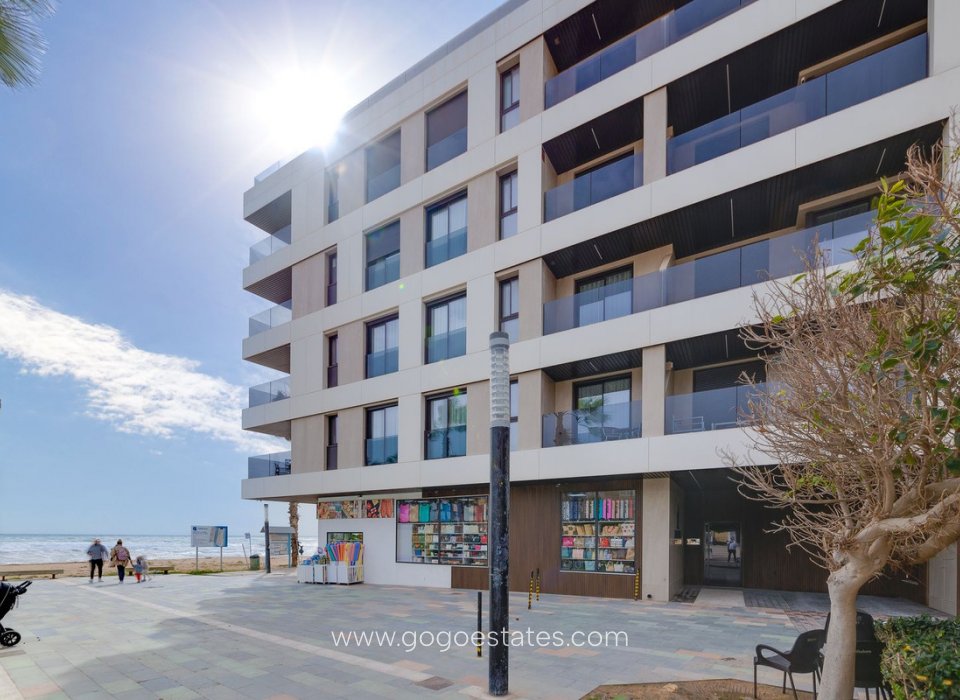 Revente - Appartement - Appartement au rez-de-chaussée - Torrevieja - Torrevieja Centro