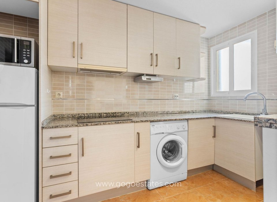 Revente - Appartement - Appartement au rez-de-chaussée - Torrevieja - Torrevieja Centro