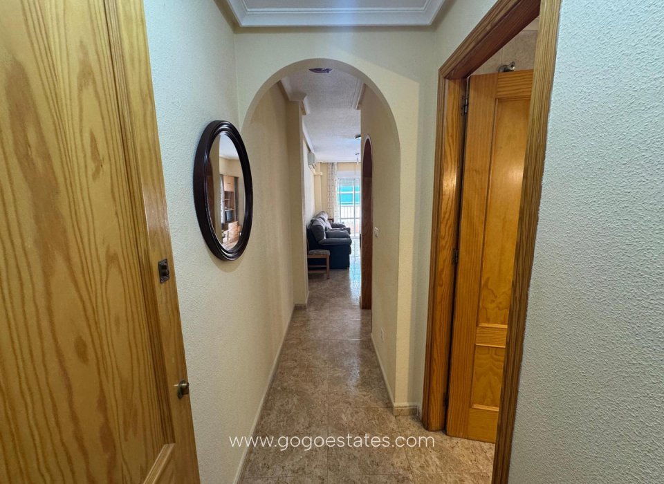 Revente - Appartement - Appartement au rez-de-chaussée - Torrevieja - Torrevieja Centro